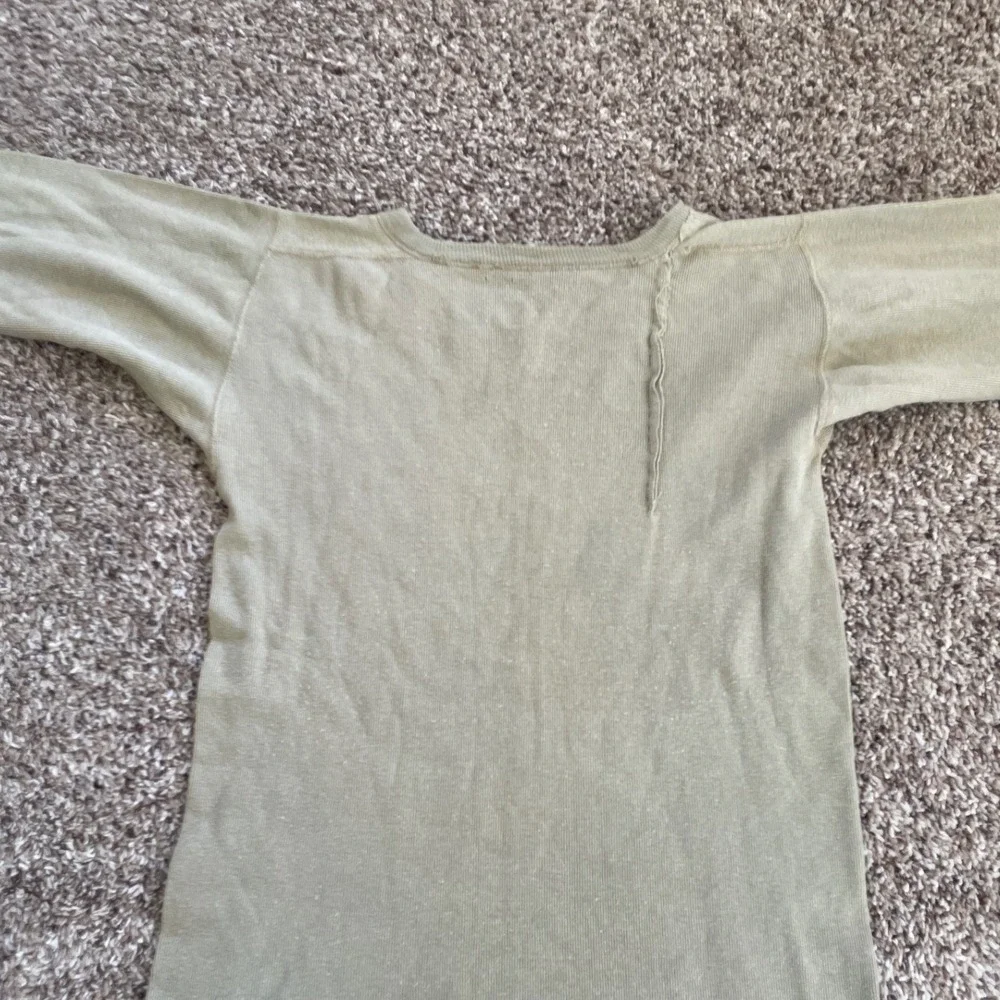 Vintage distressed ribbed